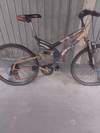 Mountain bike da 26 e da 52 altezza
