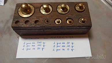 Set di pesi per bilancia