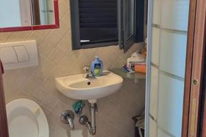 INFERNETTO MONOLOCALE ARREDATO INGRESSO INDiPENDEN