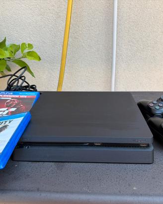PLAYSTATION 4