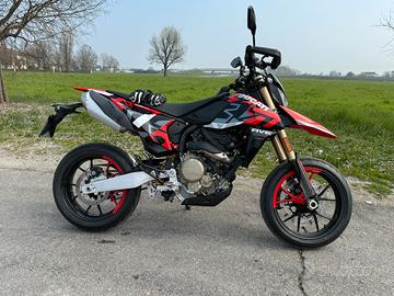 Ducati hypermotard 698