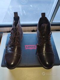Stivaletti uomo Levis originali 