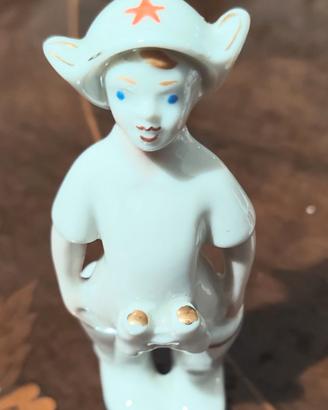 Statuetta porcellana Russa Giovane Budenovets