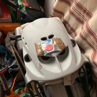 Carena con palpebre f12