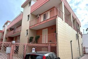 Bitonto zona 5 croci - Ampio Box Auto