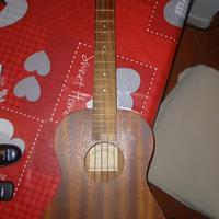 Ukulele Makala Baritono