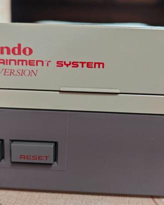 Nintendo Nes con un controller e lo Zapper