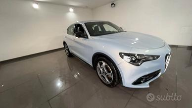 Alfa Romeo Stelvio 2.2 Turbodiesel 160 CV AT8 RWD 