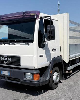 MAN 8.163 CASSONE CON SPONDA CARICATRICE