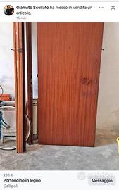 Portoncino in legno 