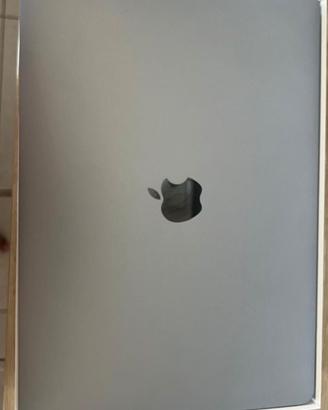 MAC BOOK AIR 13,3