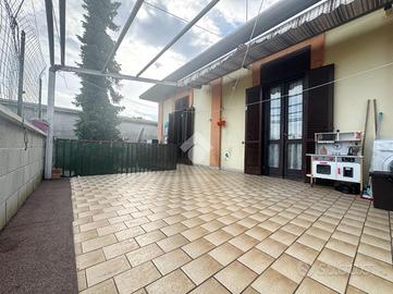 5 LOCALI A RESCALDINA