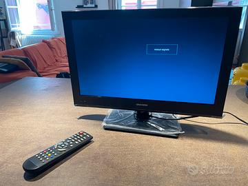 Tv 19 pollici televisore con telecomando