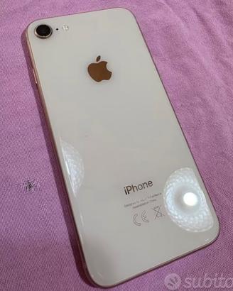 I phone tenuto maniacalmente