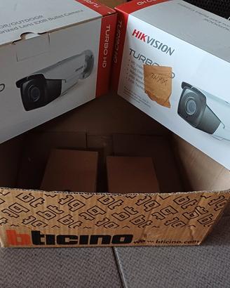 2 VIDEOCAMERE HIKVISION COLOR CAMERA 