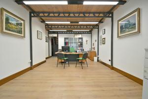 Locale zona T-Hotel