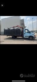 Iveco daily con gru