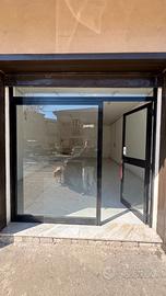 Locale commerciale e/o capannone
