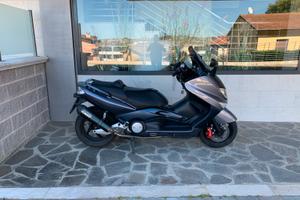 Yamaha T-Max 500