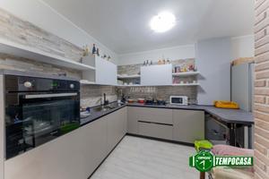 TERRATETTO DI 160MQ SU DUE LIVELLI ABITATIVI CON Z