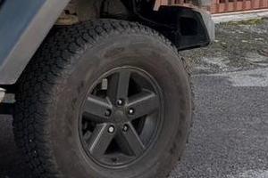Set 5 Ruote Complete Jeep Wrangler JK - Cerchi 16"