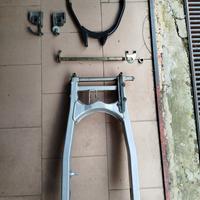 forcellone posteriore, tendicatena e perno ducati