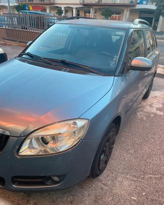 Skoda fabia 2008