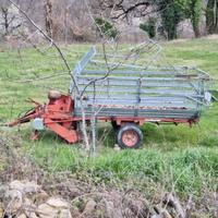 carro raccogli fieno
