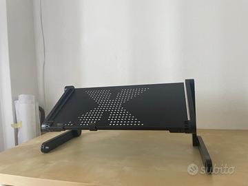 Tavolino per laptop