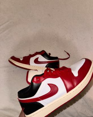 Air Jordan 1 Low White Red Black – Uomo
