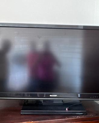 TV Sharp Aquos 46" Full HD Decoder e 2 Telecomandi