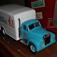 Mack Truck B-series 1954-59,scala 1:50 Vitesse