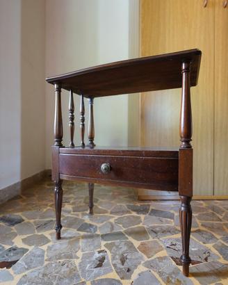 Comodino - prezzo trattabile - Bologna