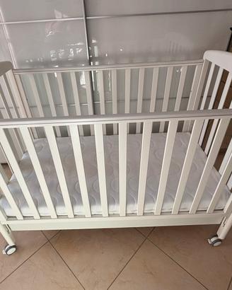 Lettino bambino/a