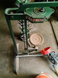 Vari accessori per imbottigliamento vino