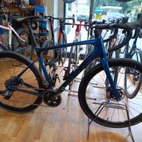 bicicletta giant defy pro 1