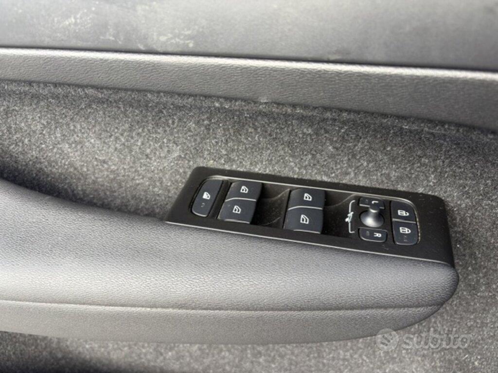 Volvo Xc40 2021 photo 3