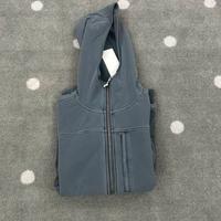 Felpa da uomo con cappuccio zip e tasconi in tessu