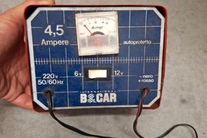 Caricabatterie B.International 6V / 12V – 4,5 A