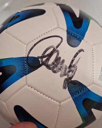 Pallone autografato da Callejón con foto prova
