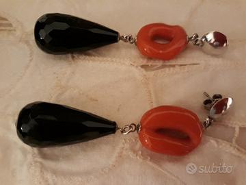 Orecchini corallo ,onice argento