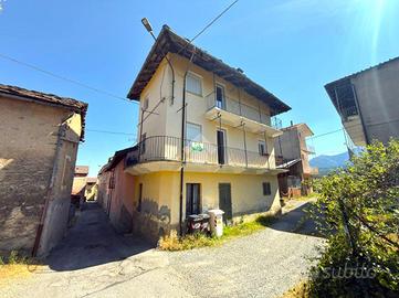 CASA SEMINDIPENDENTE A COAZZE