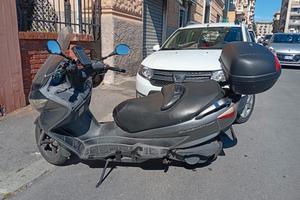 Burgman 200 