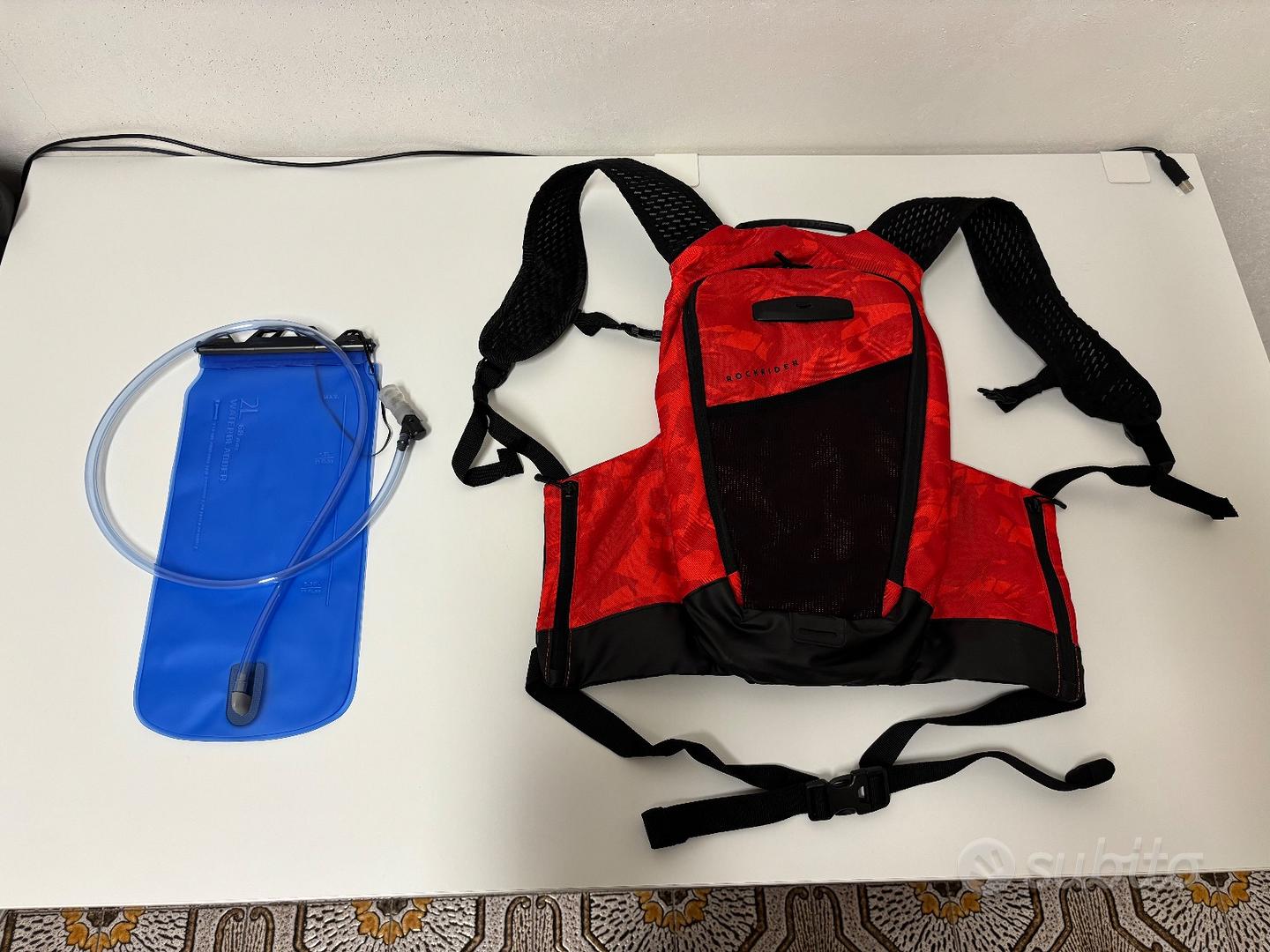 Zaini Idrici per ciclismo/trekking Sports In vendita a Modena