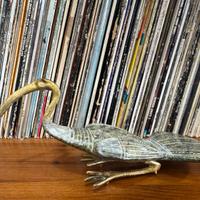 Statuetta ibis egiziano con base in pietra