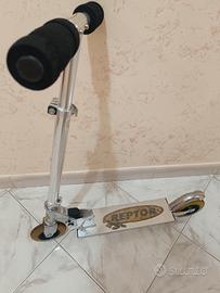 monopattino per ragazzi Reptor 