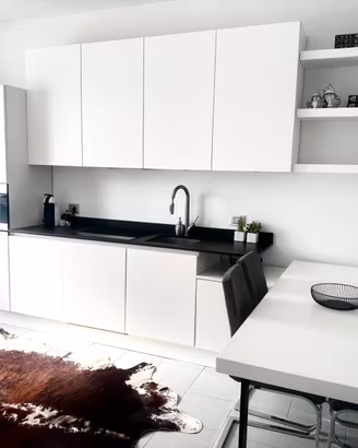 Arredamento completo o singoli mobili moderni