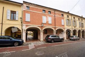 Immobile di 250 m² con 5 locali a Pieve di Cento