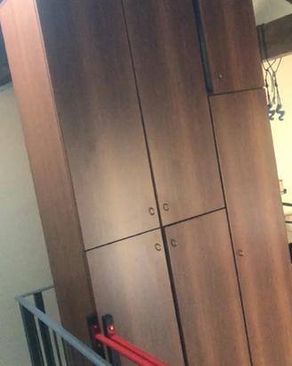 Armadio legno robusto 262x135 perfetto stato