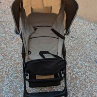 Passeggino usato ma ancora utilizzabile